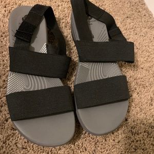 New Clark’s shoes, black with cushion bottom